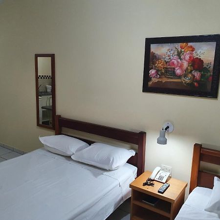 Jf Flat - Hotel ฮิเบเราเปรโต ภายนอก รูปภาพ